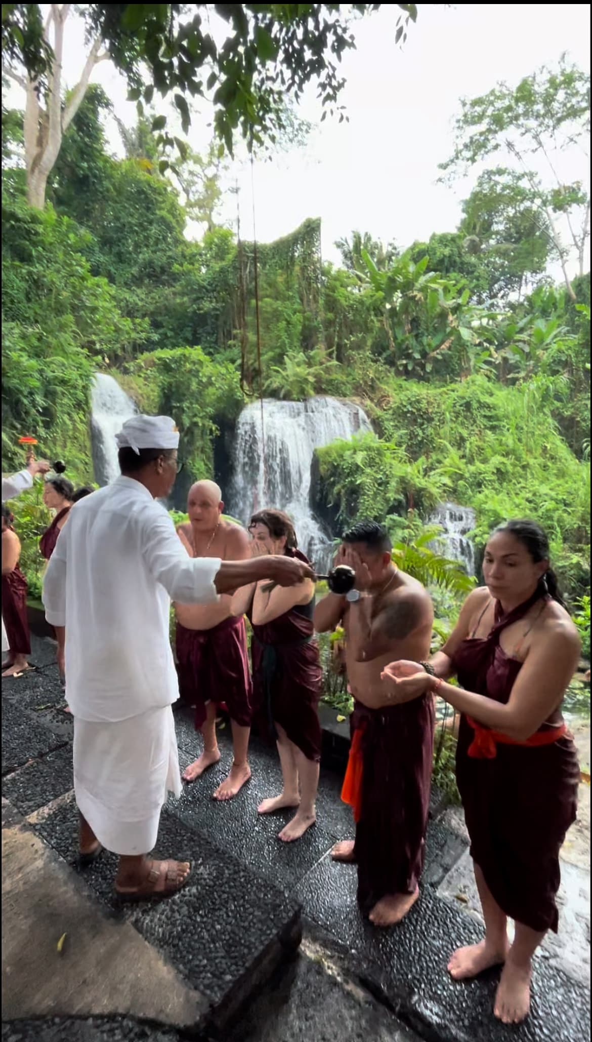 Bali Spiritual & Nature Escape: Taman Beji Griya, Ulun Danu, Jatiluwih & Swing Image 2