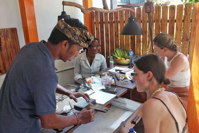 Ubud Art Village Tour: Barong Dance, Silver, Painting,Wood Carving & Batik Collection Image 4