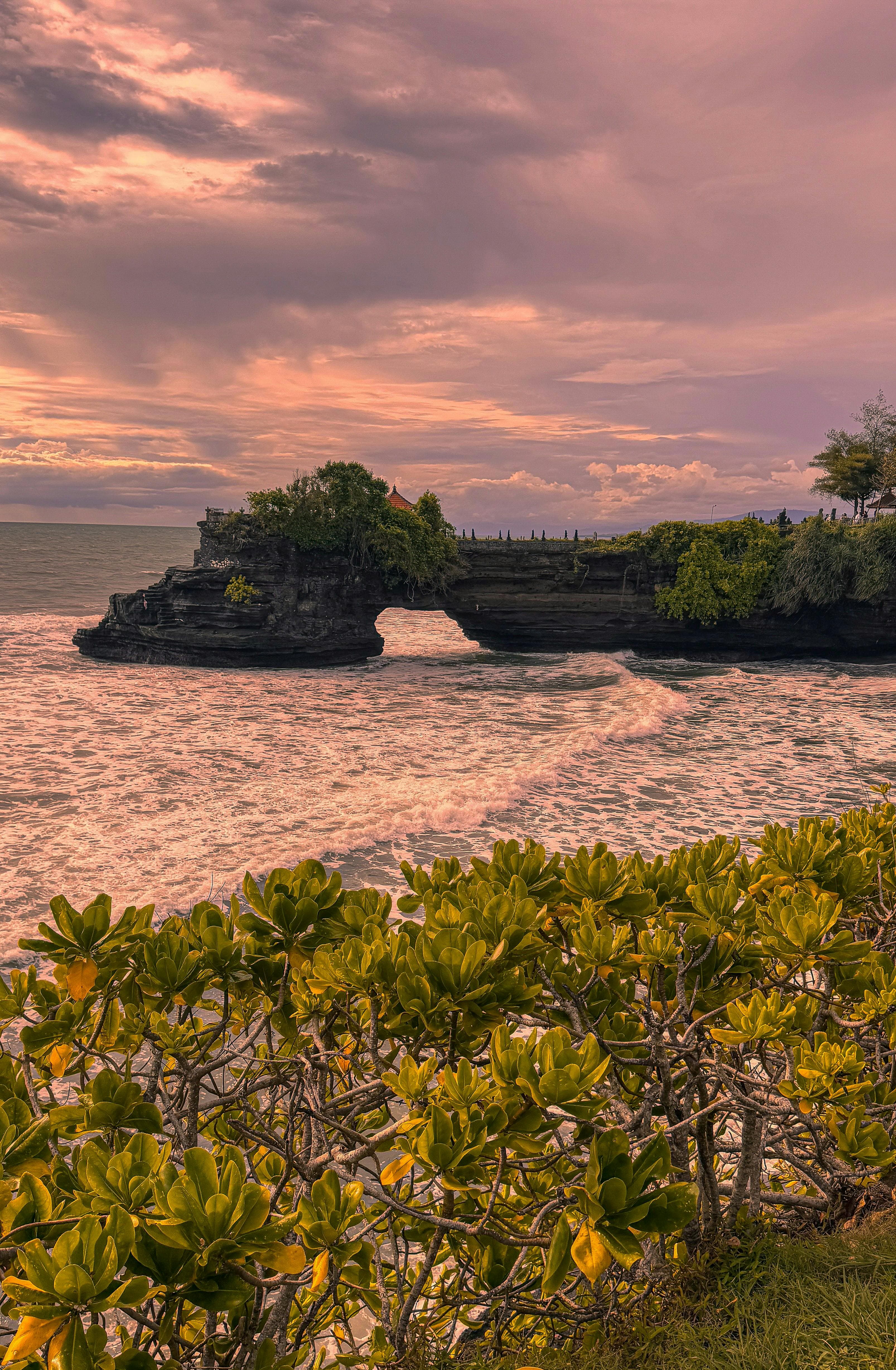Bali Heritage & Sunset Tour: Taman Ayun, Kayu Putih, Jatiluwih & Tanah Lot Image 5