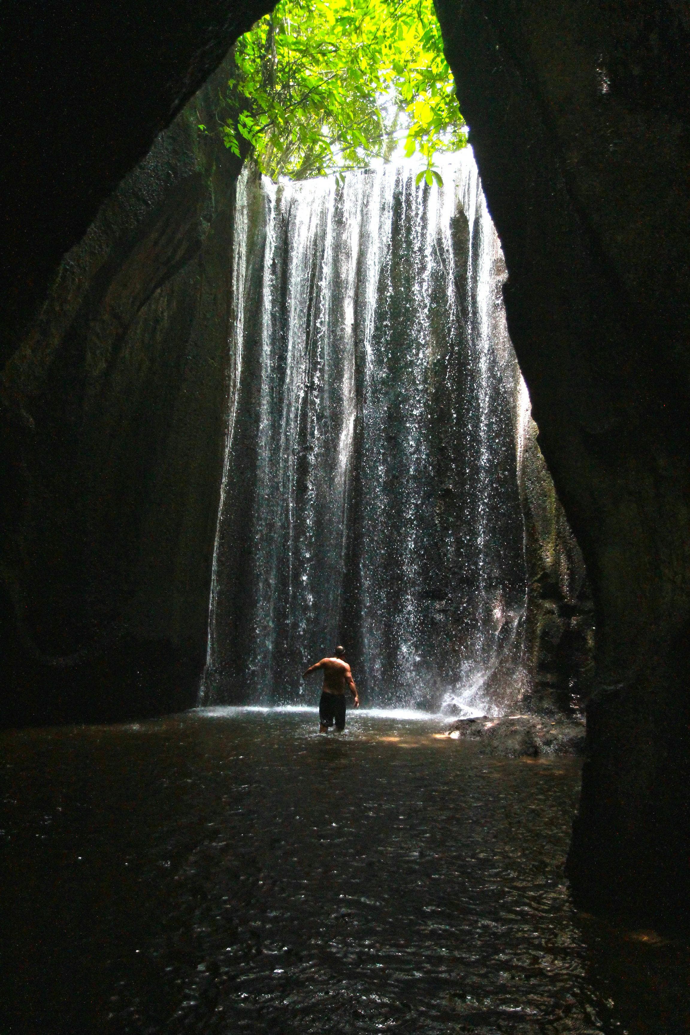 Lempuyang Gate of Heaven Tour: Tirta Gangga & Tukad Cepung Waterfall Image 9