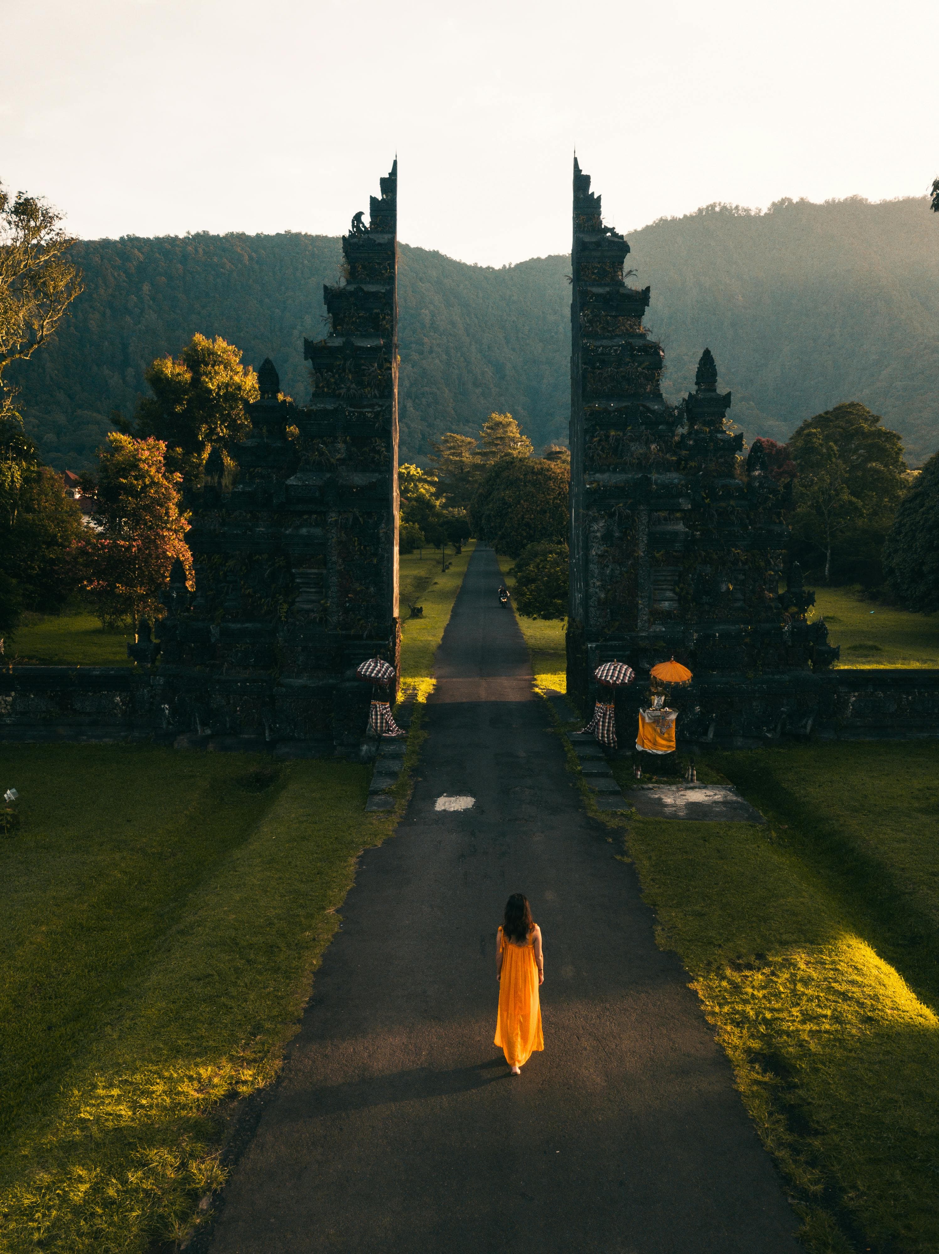 North Bali Escape: Leke Leke, Ulun Danu, Handara Gate & Banyumala Image 3